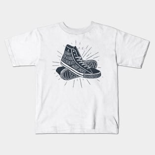 A Journey with a 1000 Miles Begins with Good Shoes, Black Design Kids T-Shirt